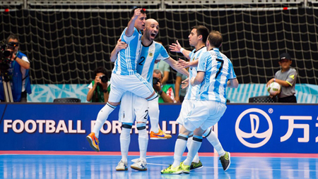 Niềm vui của các cầu thủ Argentina .